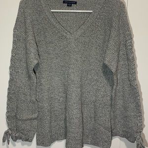 American Eagle sweater